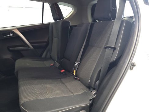 Used 2018 Toyota RAV4 XLE image 10
