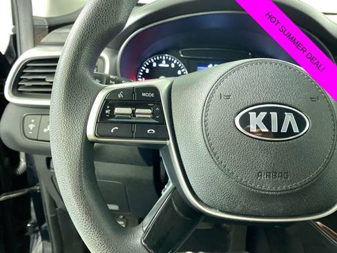 Used 2020 Kia Sorento LX image 13