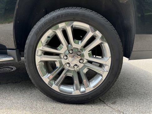 Used 2019 GMC Yukon SLT w/ Premium Edition image 8