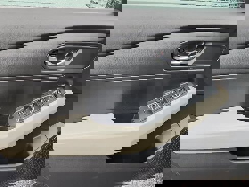 Used 2023 Honda Accord LX image 11