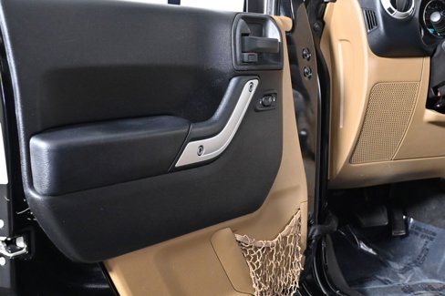 Used 2015 Jeep Wrangler Unlimited Sahara w/ Dual Top Group image 27