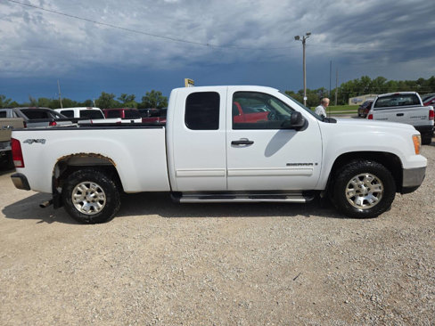Used 2008 GMC Sierra 1500 SLE w/ Power Pack Plus image 2