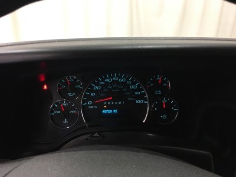 Used 2018 Chevrolet Express 2500 w/ Driver Convenience Package image 21