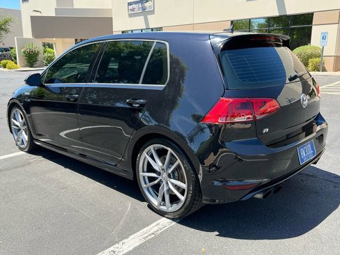 Used 2017 Volkswagen Golf R 4-Door image 7