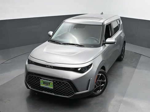 Used 2023 Kia Soul EX image 34