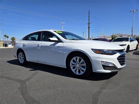Used 2024 Chevrolet Malibu LT image 2