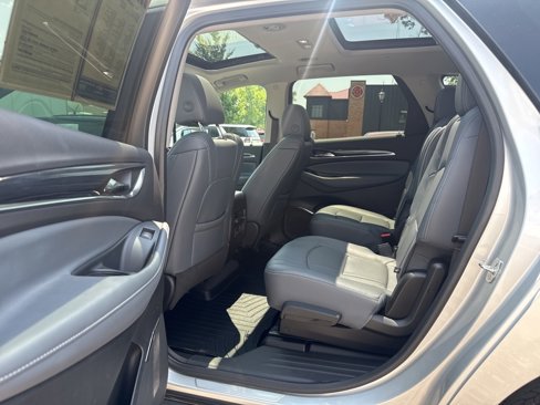 Used 2021 Buick Enclave Essence w/ Sound and Sites Package image 15