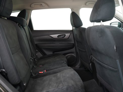 Used 2016 Nissan Rogue SV w/ SV Premium Package image 13