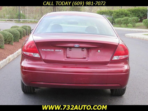 Used 2004 Ford Taurus SES image 30