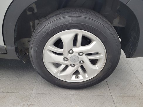 Used 2021 Hyundai Venue SE image 31