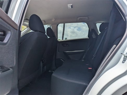 Used 2023 Nissan Rogue S image 7