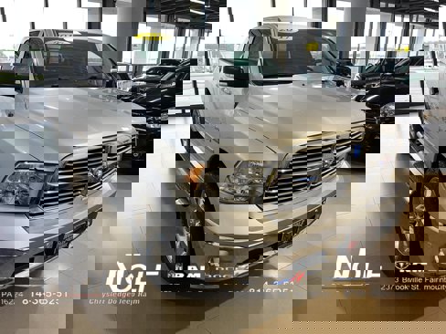 Used 2017 RAM 1500 Big Horn image 1