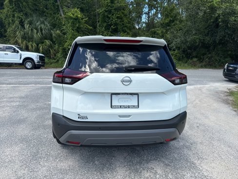Used 2023 Nissan Rogue S image 5
