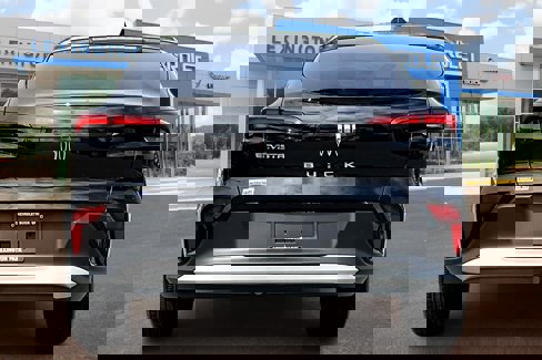 Used 2024 Buick Envista Preferred w/ Convenience II Package image 4