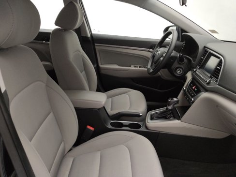 Used 2017 Hyundai Elantra SE image 21