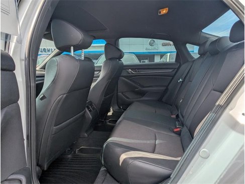 Used 2019 Honda Accord Sport image 10