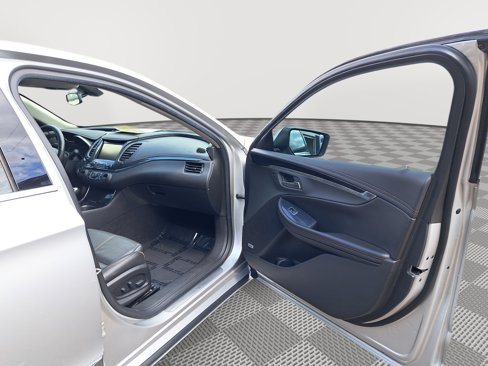 Used 2019 Chevrolet Impala Premier image 17