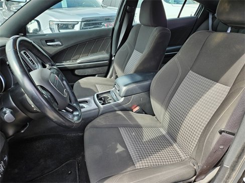 Used 2023 Dodge Charger SXT image 4