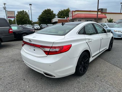 Used 2013 Hyundai Azera w/ Technology Pkg image 5