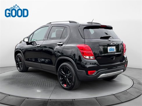 Used 2019 Chevrolet Trax LT w/ Redline Edition image 3