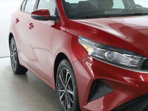 Used 2023 Kia Forte LXS w/ LXS Technology Package image 8