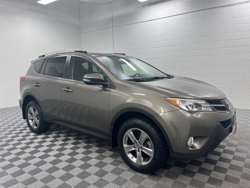 Used 2015 Toyota RAV4 XLE image 4