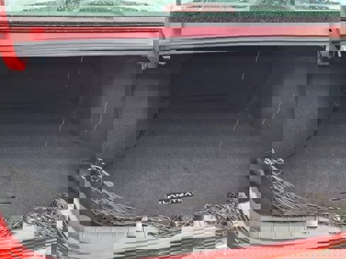 Used 2023 Hyundai Elantra SEL image 19