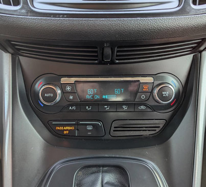 Used 2016 Ford Escape SE w/ Equipment Group 201A image 16