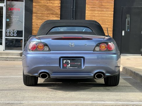 Used 2005 Honda S2000 image 12