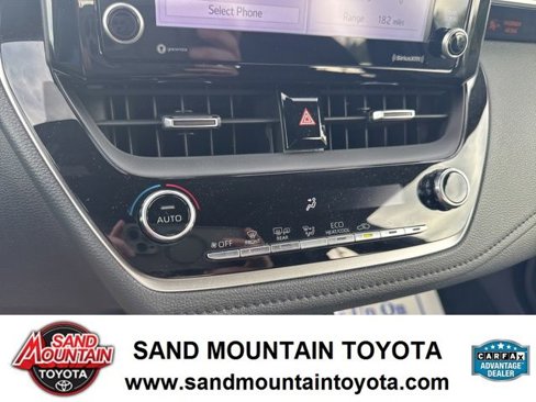 Used 2022 Toyota Corolla SE image 23