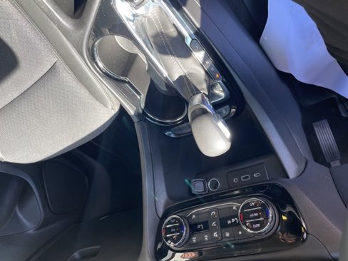 Used 2023 Buick Encore GX Select w/ Safety Package II image 19
