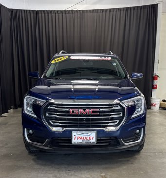 Used 2022 GMC Terrain SLT w/ Infotainment Package II image 3