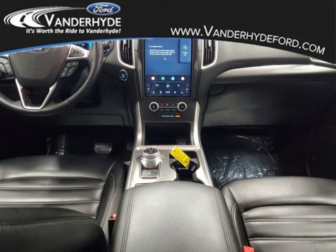 Used 2023 Ford Edge SEL image 13