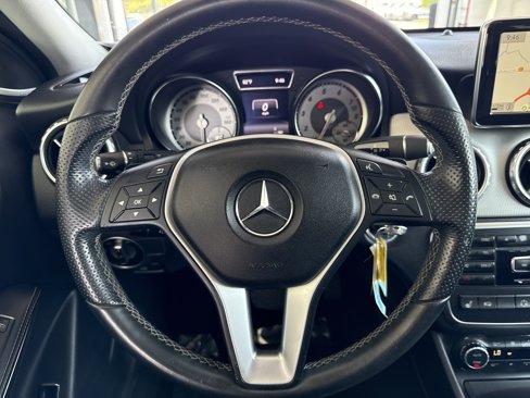Used 2015 Mercedes-Benz GLA 250 4MATIC image 37