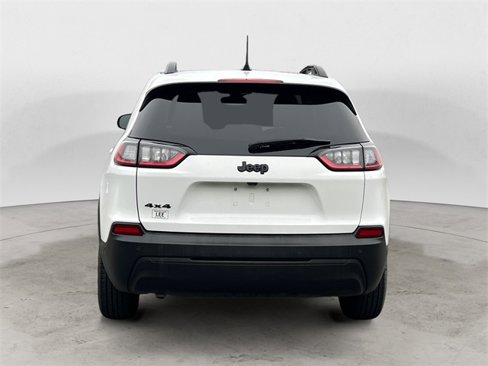 Used 2023 Jeep Cherokee Altitude Lux image 4