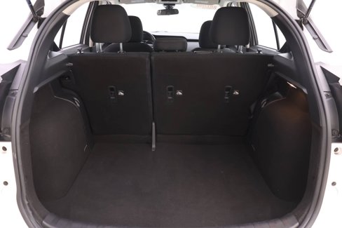 Used 2022 Nissan Kicks S image 13