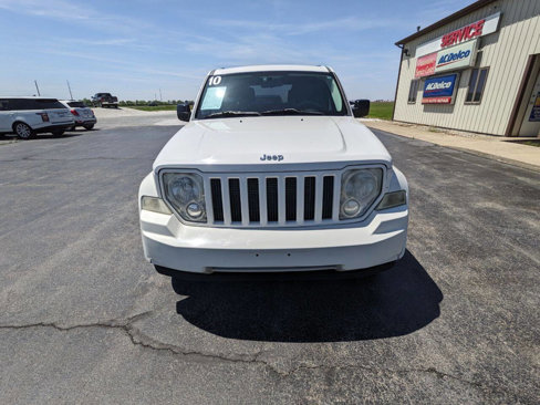 Used 2010 Jeep Liberty Sport image 3