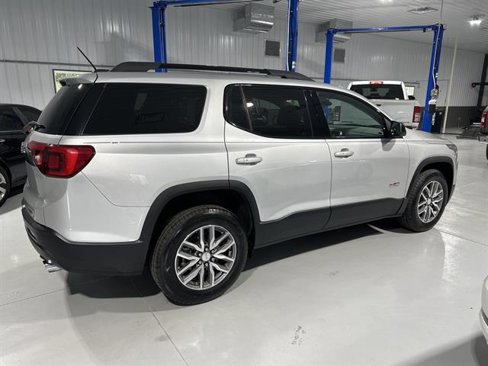 Used 2017 GMC Acadia SLE w/ Driver Alert Package I image 8