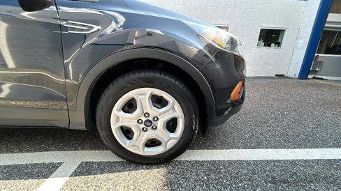 Used 2019 Ford Escape S image 20