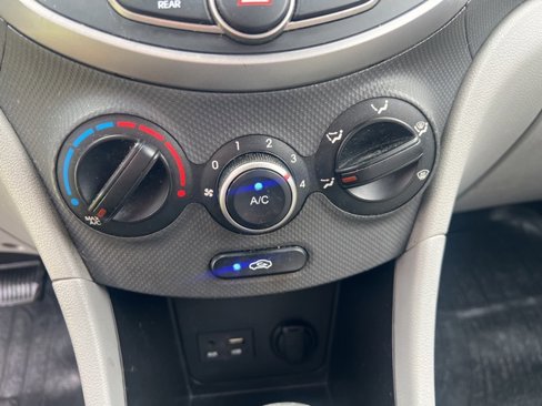 Used 2017 Hyundai Accent Value Edition image 24
