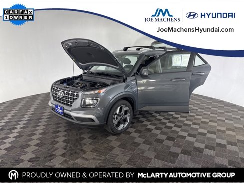 Certified 2024 Hyundai Venue SEL image 19