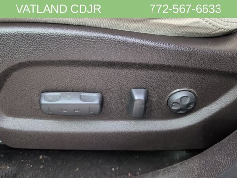 Used 2017 Hyundai Santa Fe SE image 33