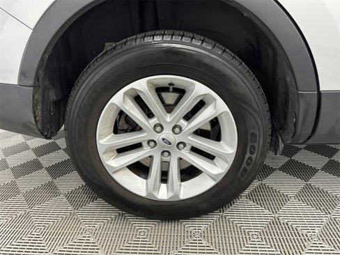 Used 2014 Ford Explorer XLT w/ Equipment Group 202A image 20