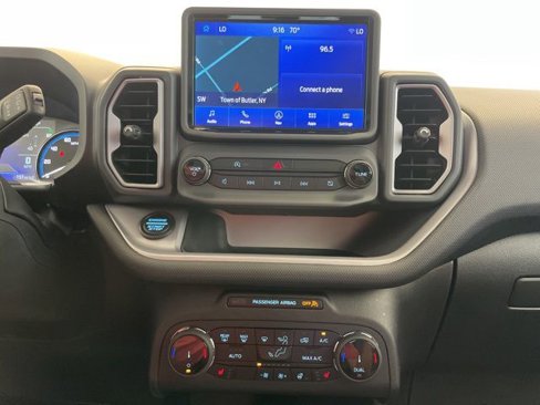 Used 2023 Ford Bronco Sport Outer Banks w/ Tech Package image 20