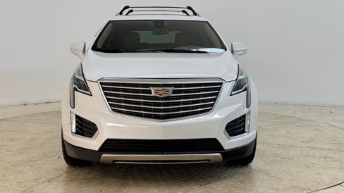 Used 2017 Cadillac XT5 Platinum w/ Driver Assist Package image 6