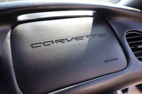 Used 2002 Chevrolet Corvette Convertible w/ Preferred Equipment Group2 image 39
