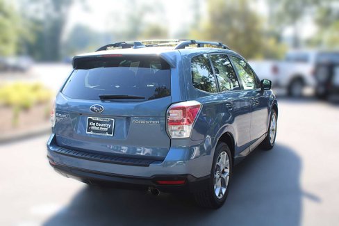 Used 2018 Subaru Forester 2.5i Touring w/ Popular Package #3B image 14