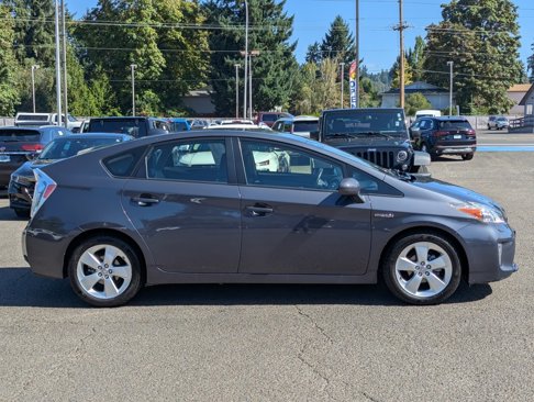 Used 2014 Toyota Prius Five image 6