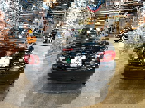 Used 2002 MAZDA MX-5 Miata image 4