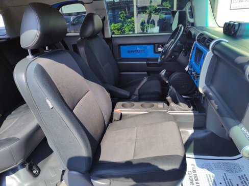 Used 2007 Toyota FJ Cruiser 4WD image 17